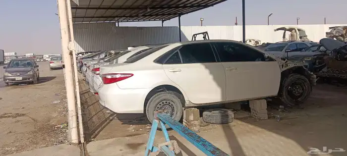 موجود لدينا تشليح كورلا وكامري ويارس وجميع انواع الموديلات 2