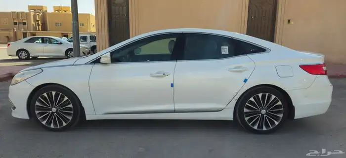 هيونداي ازيرا 2016 3