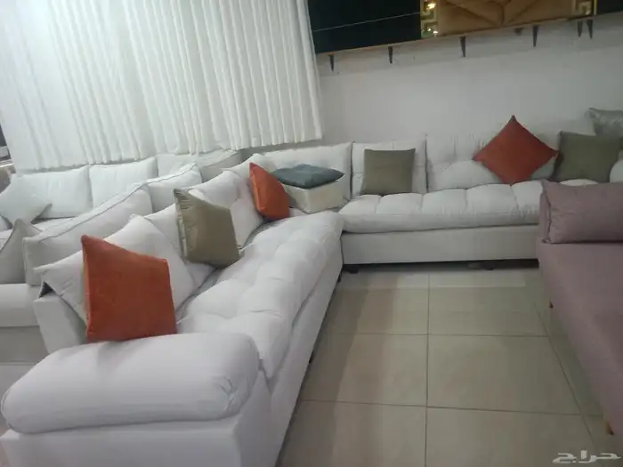مفروشات الرياض  تفصيل جميع انواع الكنب والجلسات الارضي والس 7