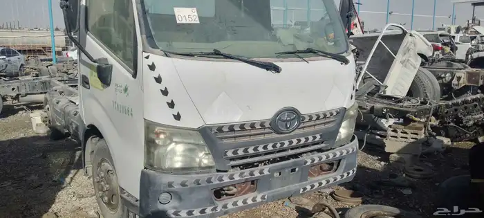 يوجد لدينا جميع انواع قطع غيار السيارات المستخدمه تشليح 5