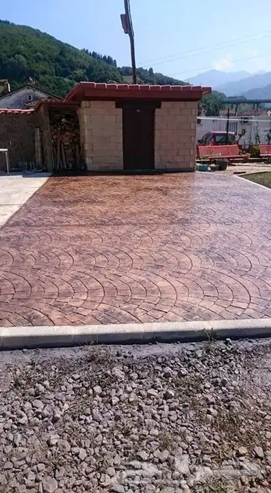 صبة مطبوعة خرسانه ملونة ديكورات painting work house 1