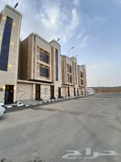 للبيع شقه دور ثاني مصعد راكب جاهز تشطيب راقي مخطط الراجحي 1