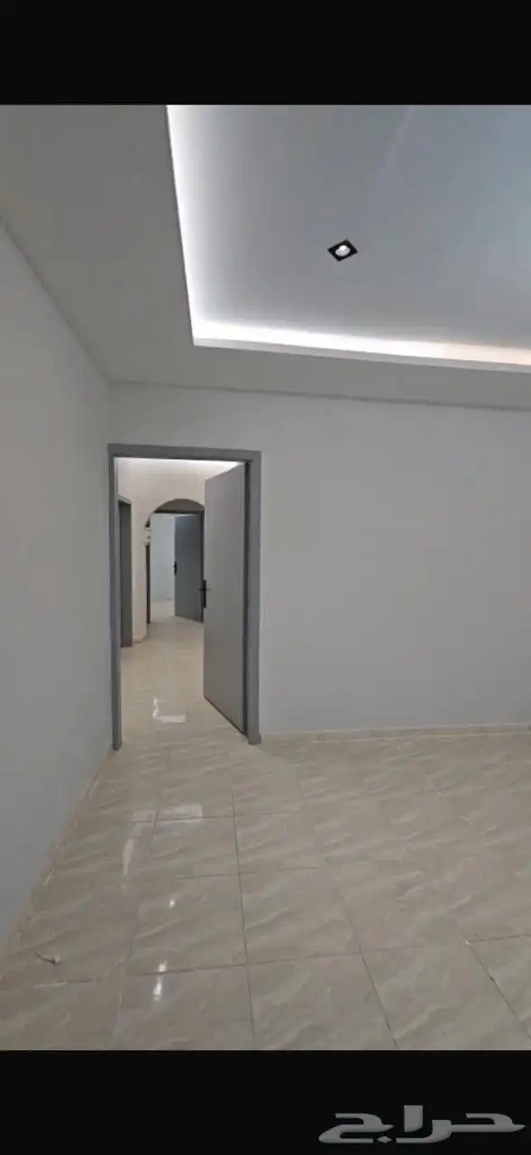 شقة للبيع في حي الجنادرية 7