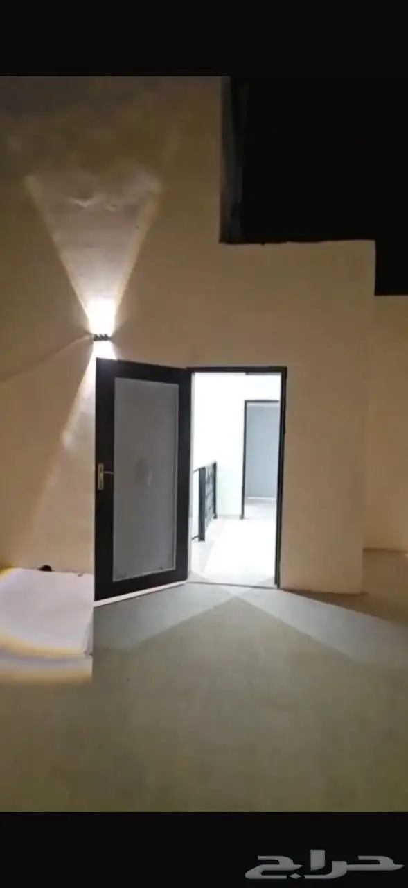 شقة للبيع في حي الجنادرية 15