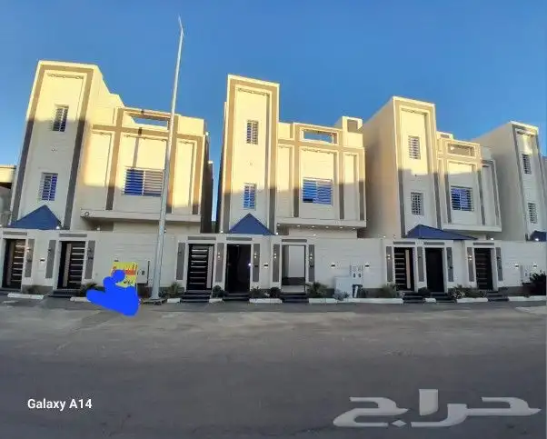 للبيع روف علوي مع ملحق تشطيب راقي قرب نادي ضمك خلف المطار 0