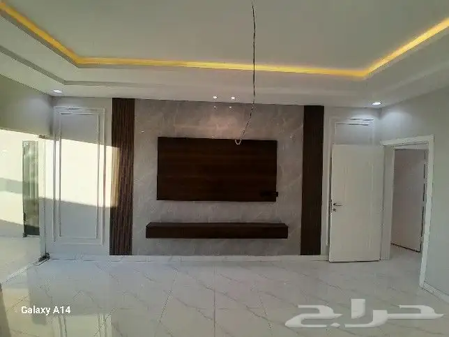 للبيع روف علوي مع ملحق تشطيب راقي قرب نادي ضمك خلف المطار 18