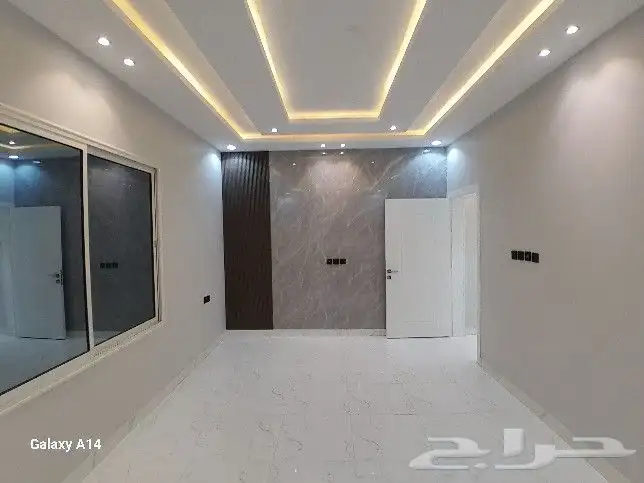 للبيع روف علوي مع ملحق تشطيب راقي قرب نادي ضمك خلف المطار 8