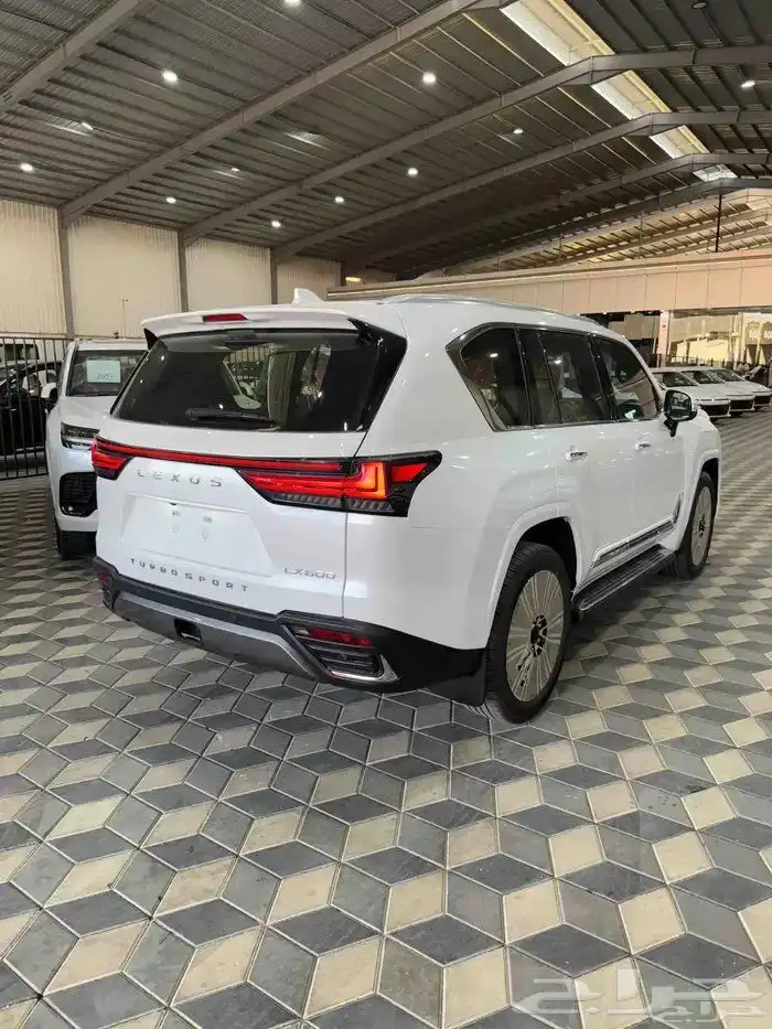 لكزس 2025 - LX -BB 600 بريمي بطاقه جمركية 3