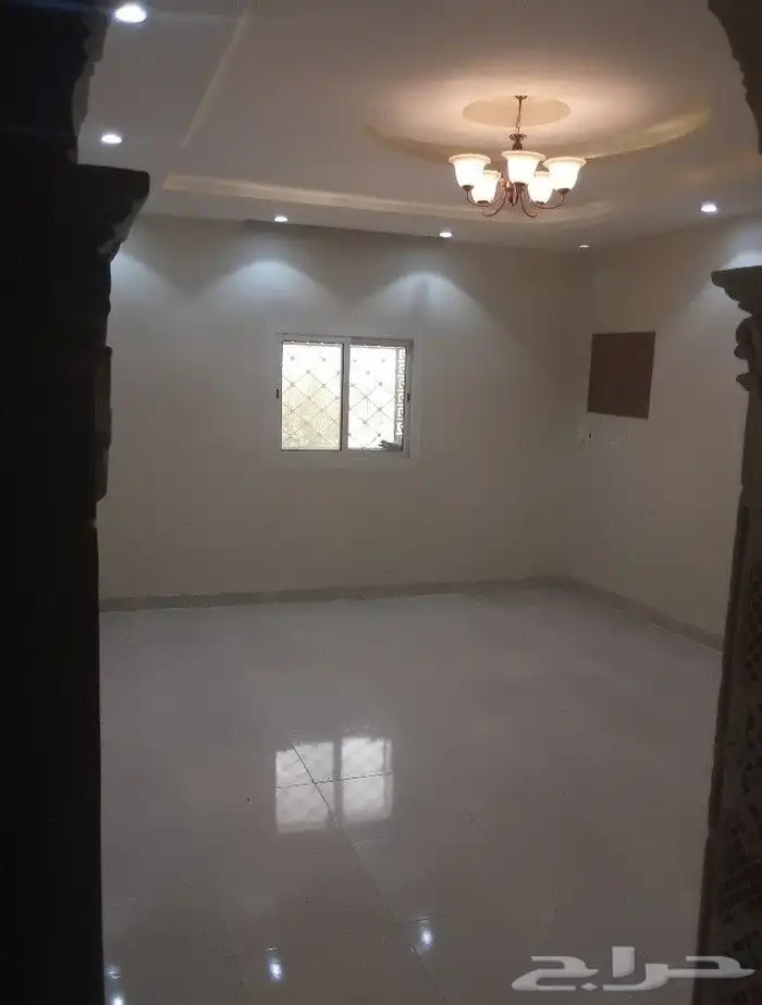 عمارة للبيع في بحرة 8