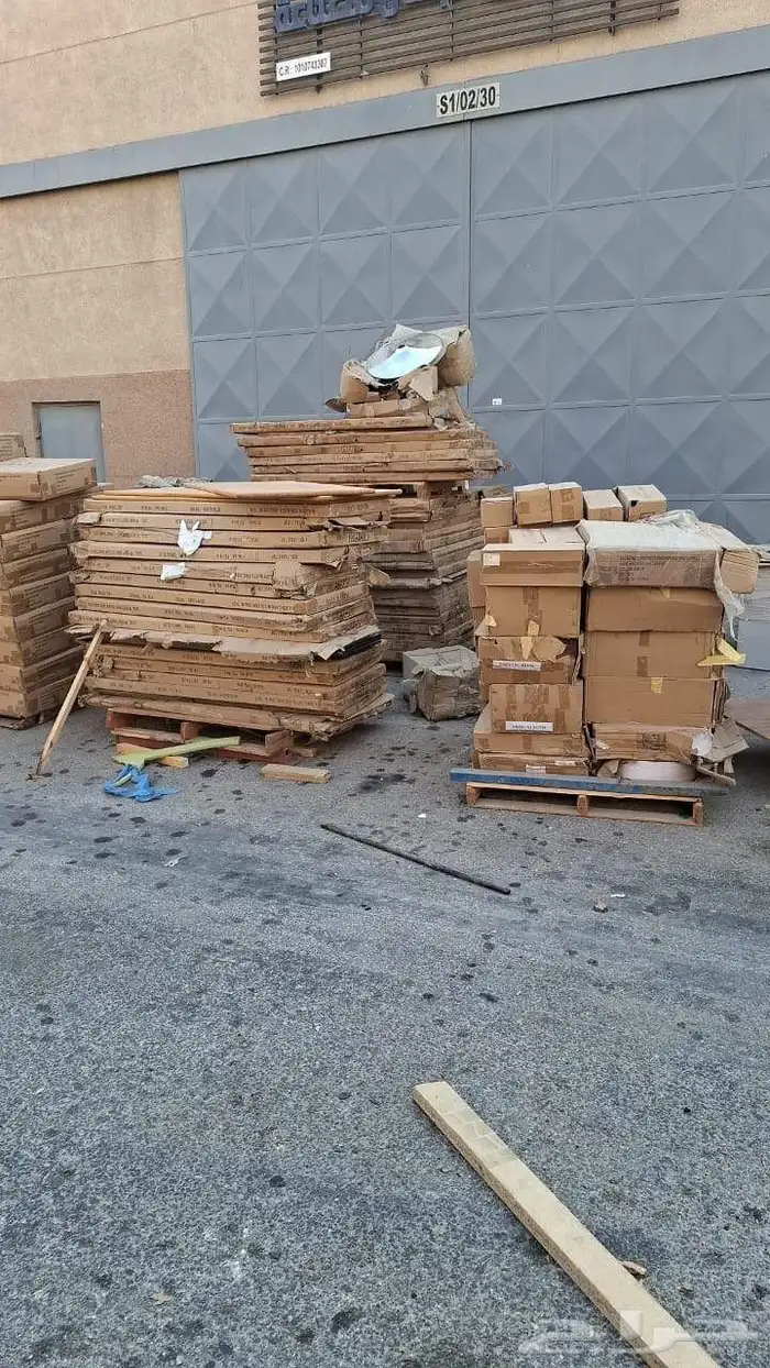 اثاث خشبي للبيع المستعجل 3