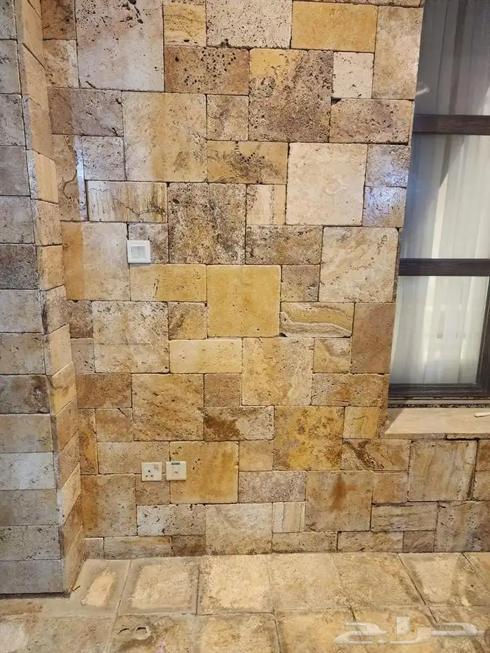 حجر ترفنتينو عشوائي. 65 ريال 10