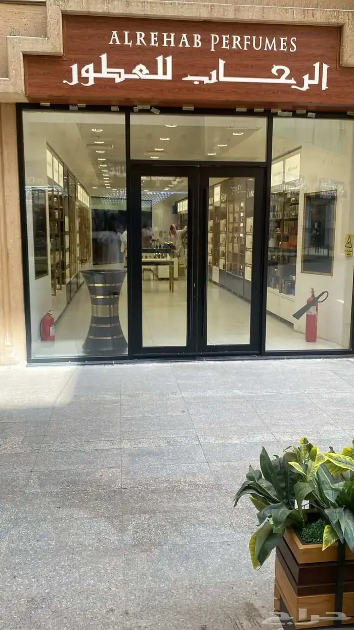 ابواب المنيوم شبابيك المنيوم واجهات المنيوم باب المنيوم شباك 1