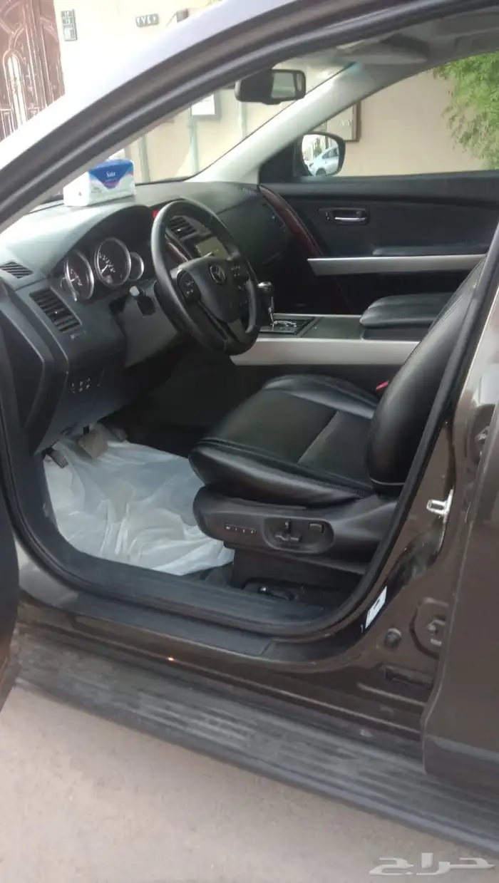 للبيع مازادا c 9 2015رمادي 7