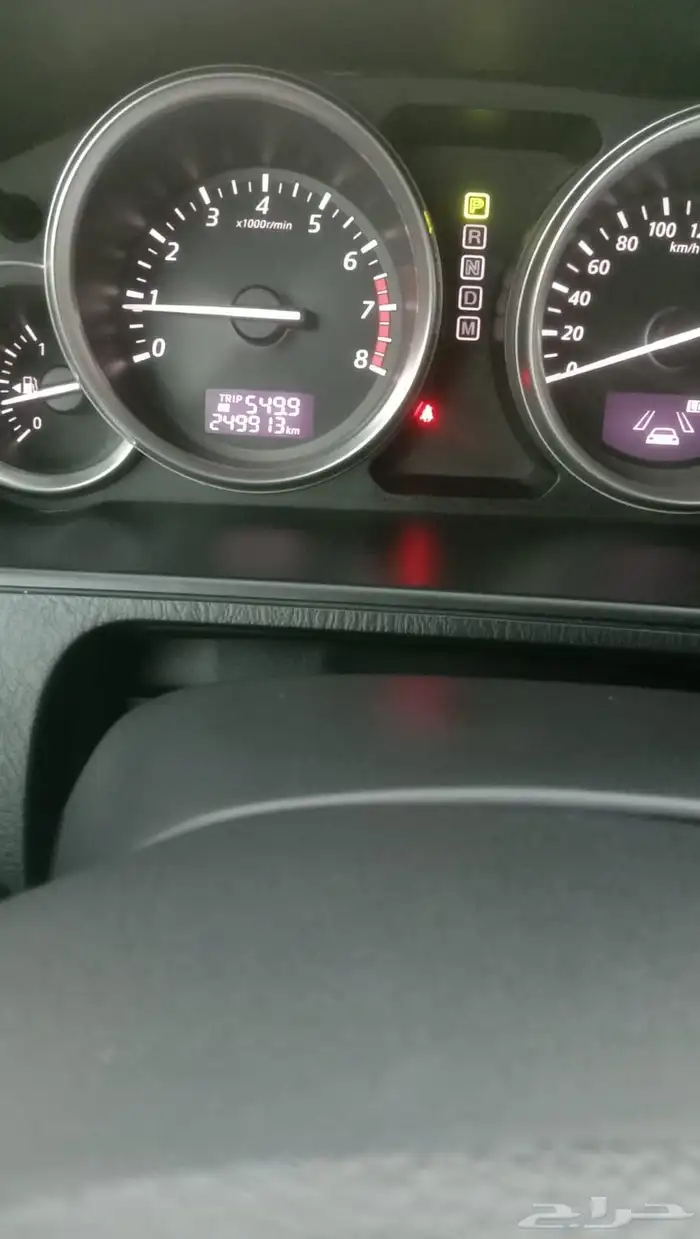 للبيع مازادا c 9 2015رمادي 8