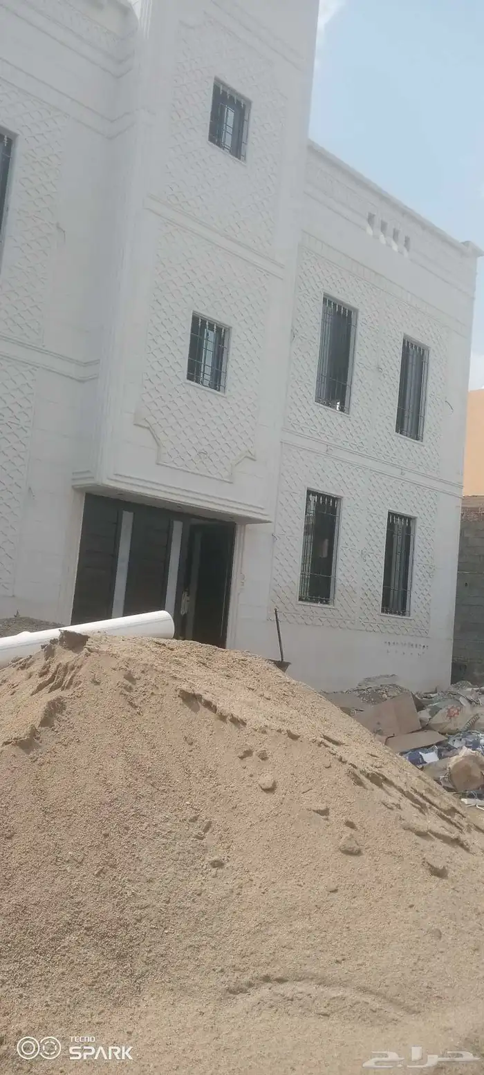 ديكورات خارجيه لياسه ملونه 4