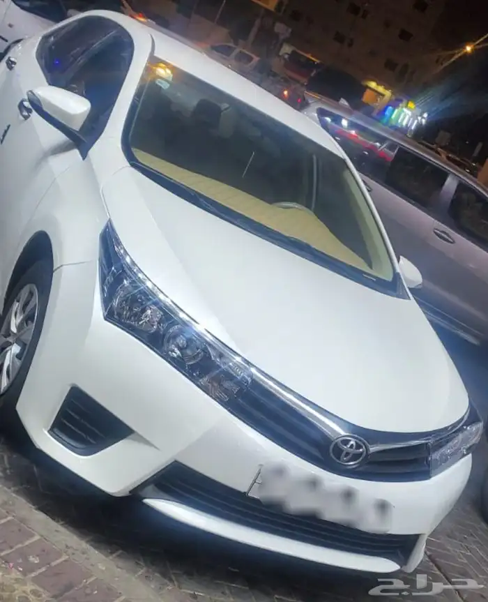 كورولا 2015 ابيض 0