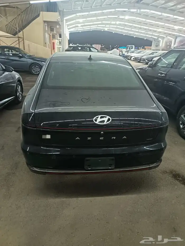 هيونداي أزيرا كلجرافي أسود 2025 5