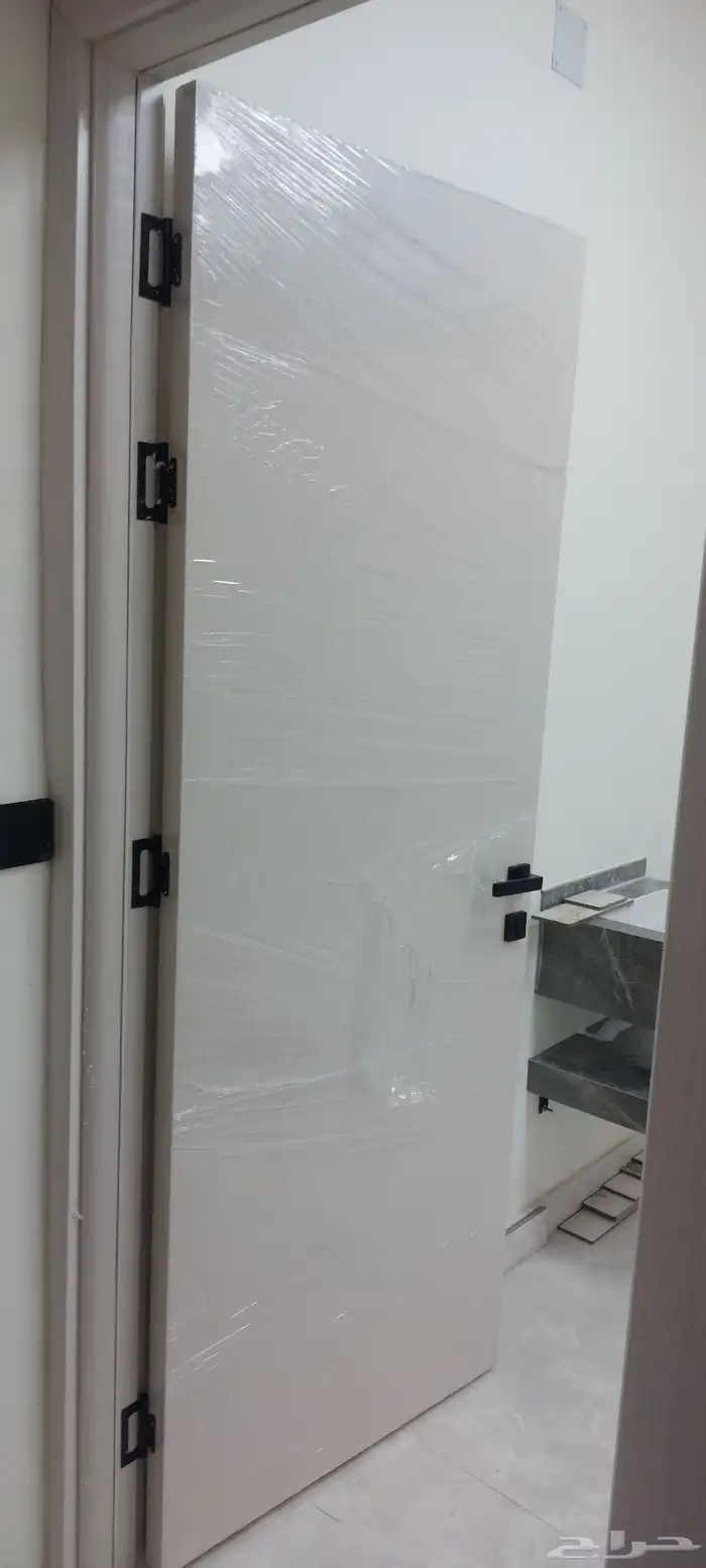 ابواب وديكورات 0