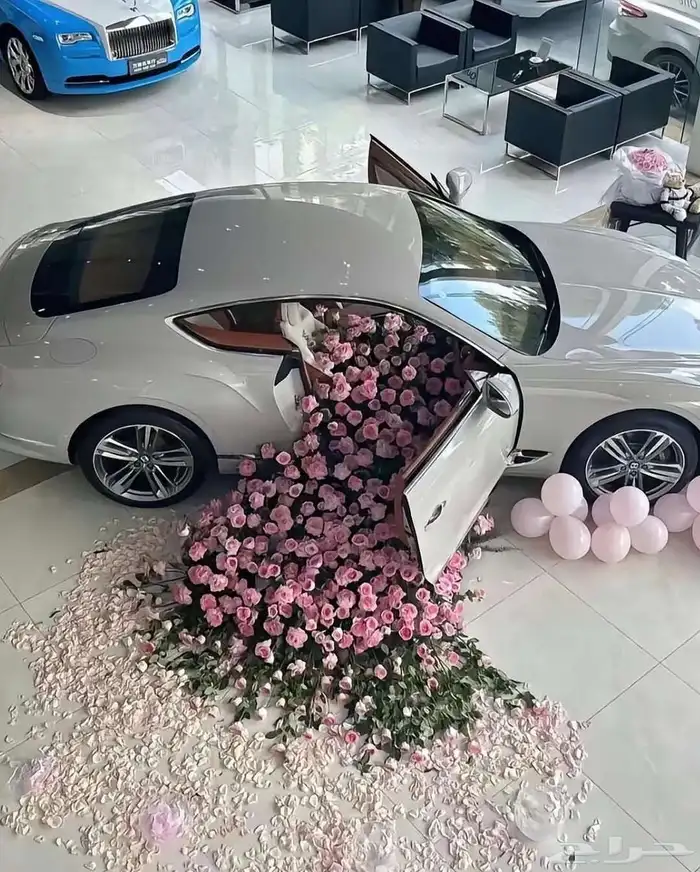 ورد هدايا الرياض ورد الرياض باقات كبيره باقه ورد كبيرره ورد 1