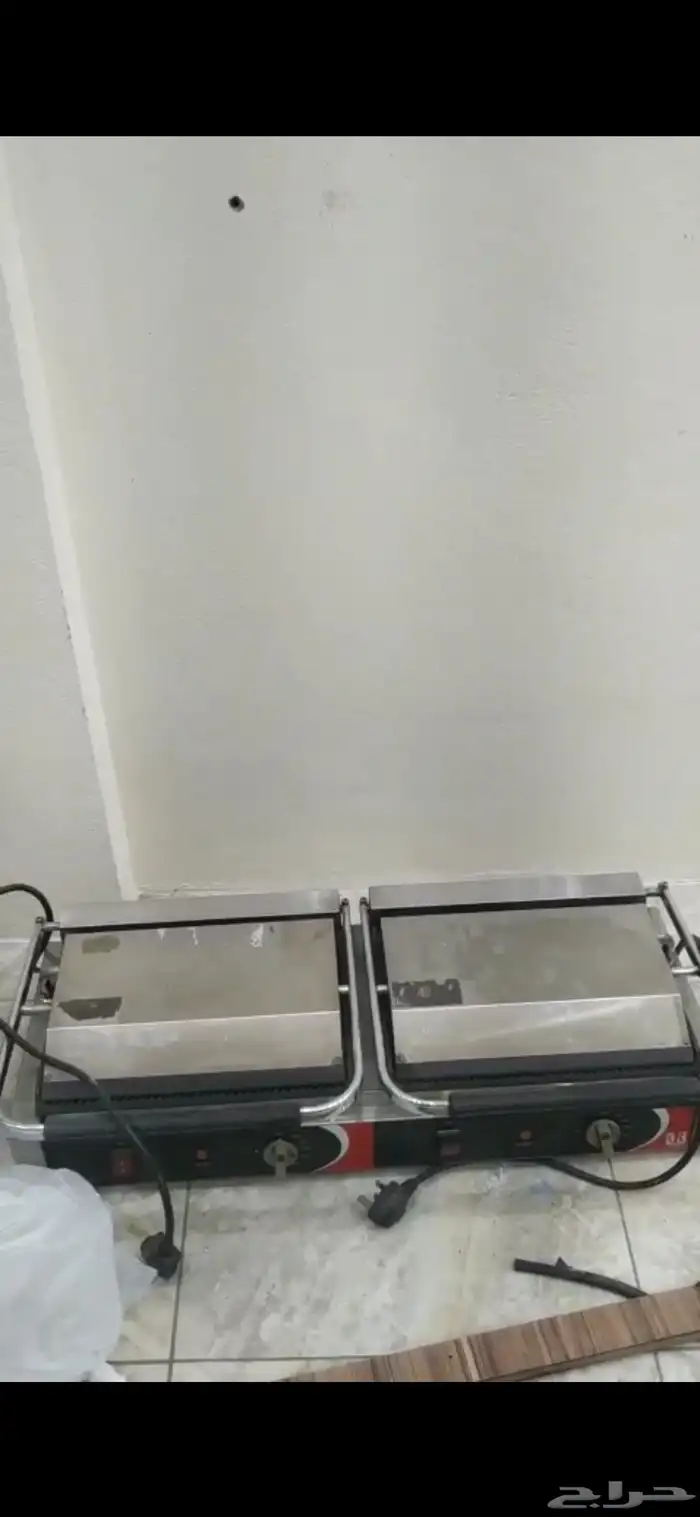 مطعم .. للبيع على السوم البيع سمح 9