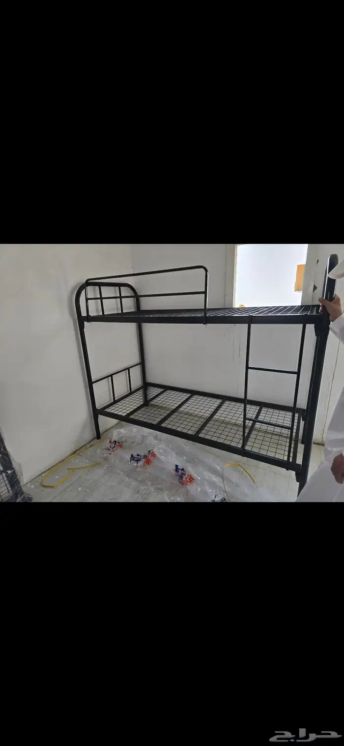 سرير حديد ثلاثه أدوار مراتب مخدات بطانيات تجهيز غرف 4