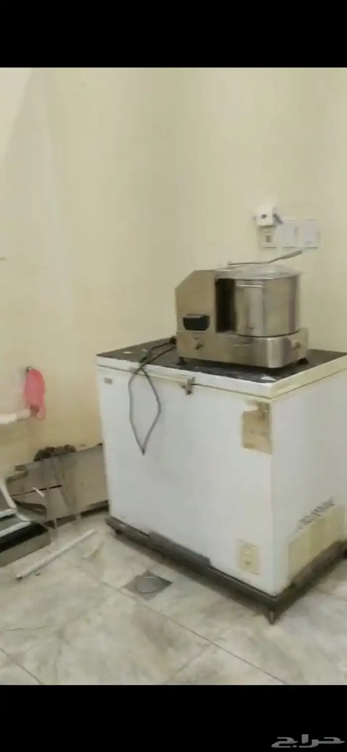 مطعم .. للبيع على السوم البيع سمح 11