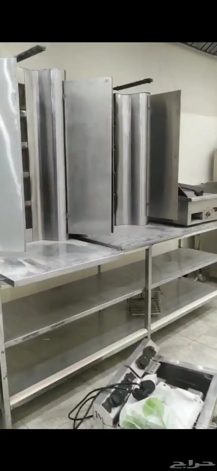 مطعم .. للبيع على السوم البيع سمح 4