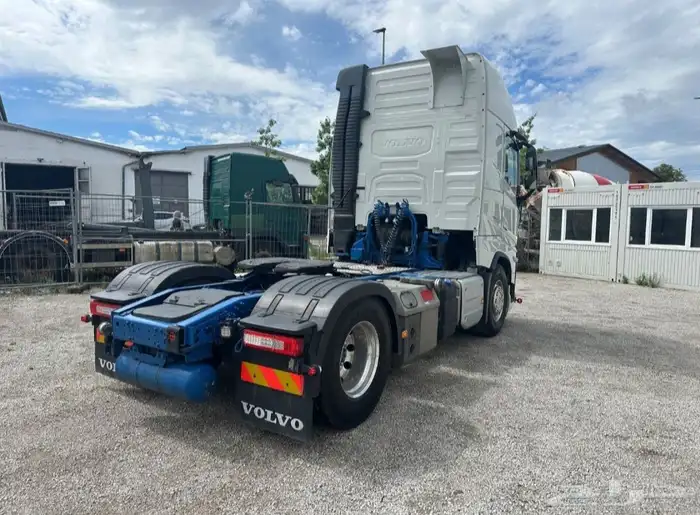 فولفو fh500_xxl 3