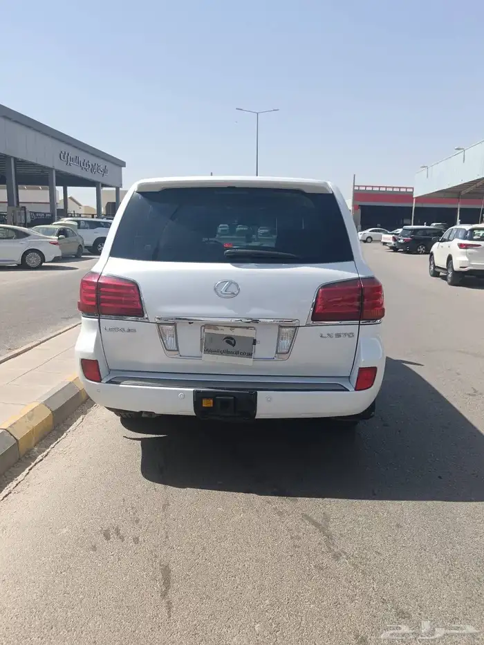 لكزس 2010 3