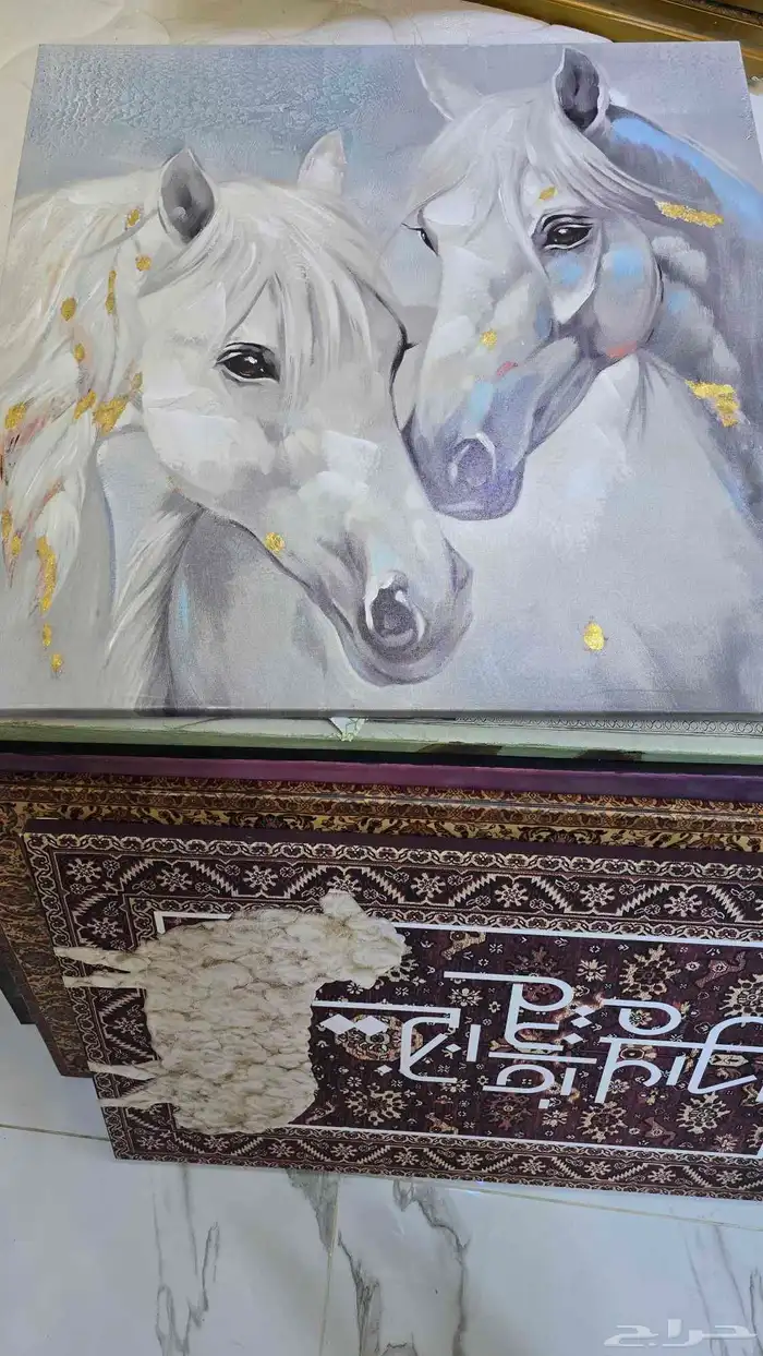 لوحات رسم فاخرة وعليها التواقيع 37
