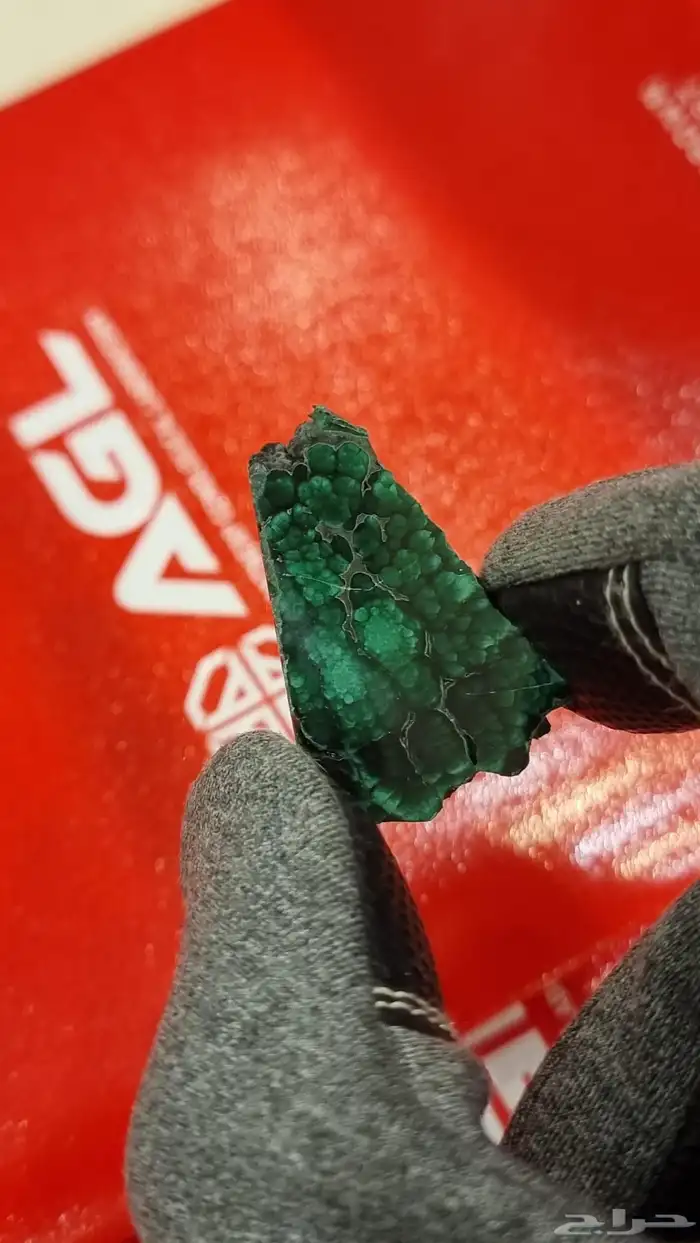 يتوفر جميع انواع الأحجار الكريمة الخام و النادرة 18