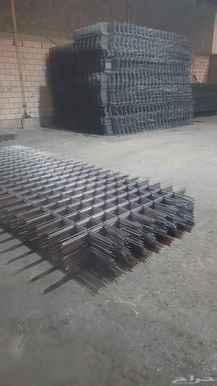 مبسط مواد بناء اسمنت رمل بندوره انترلوك بلاط شبك مصدات عتب 15