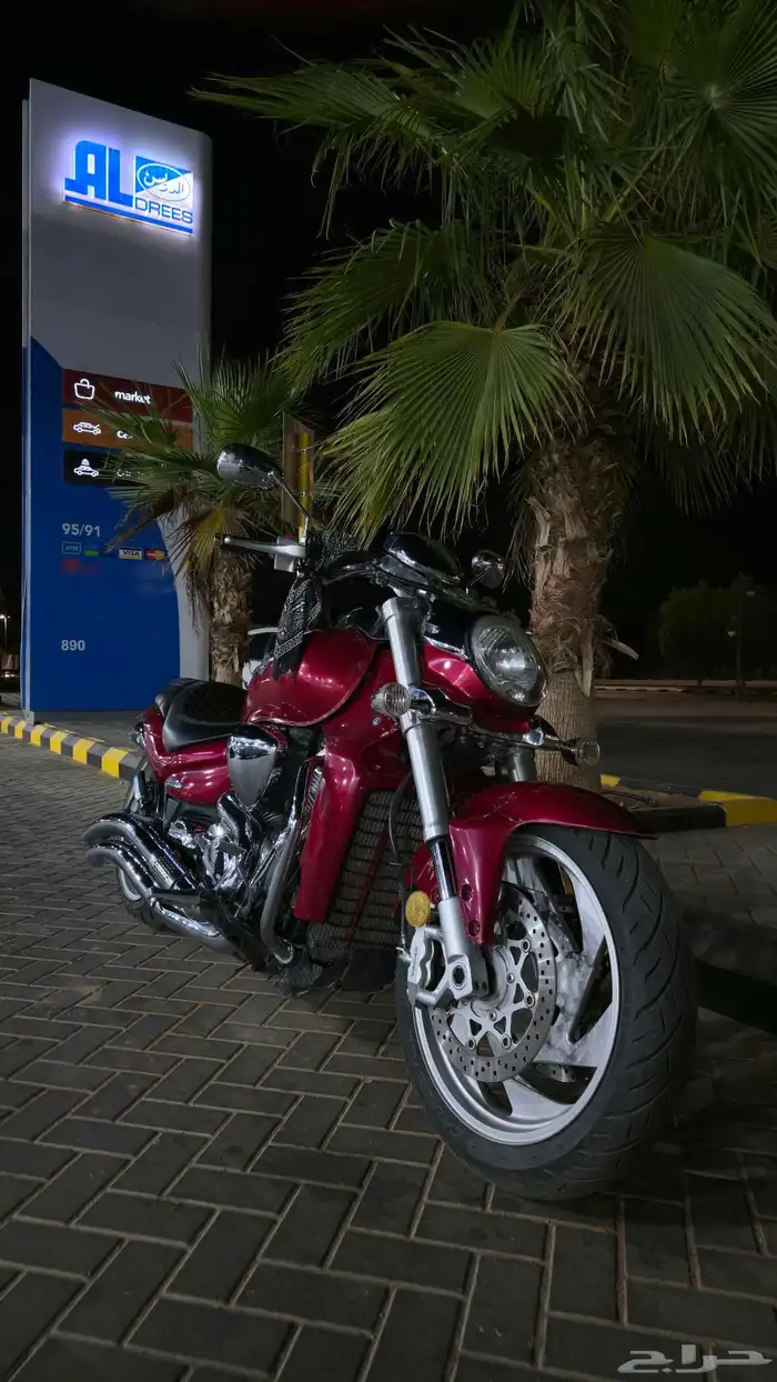 سوزوكي بوليفارد m109r 2