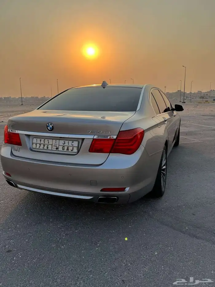 بي ام 2009 حجم 750 1