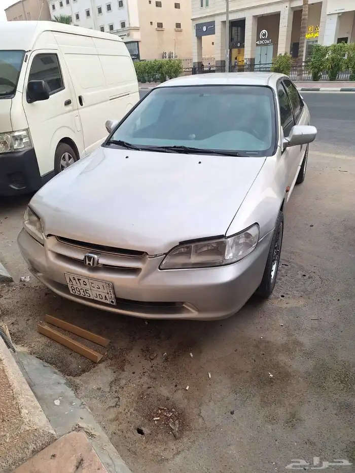 هوندا اكورد مديل 2000 0