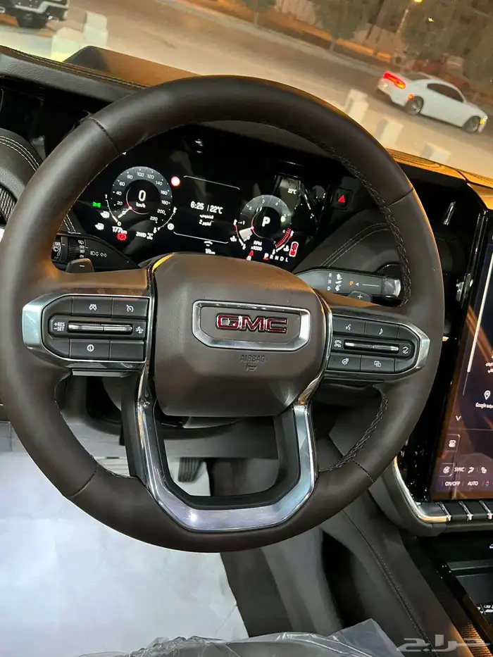 جي ام سي يوكن اليفيشن XL شاص طويل دبل 2025 14