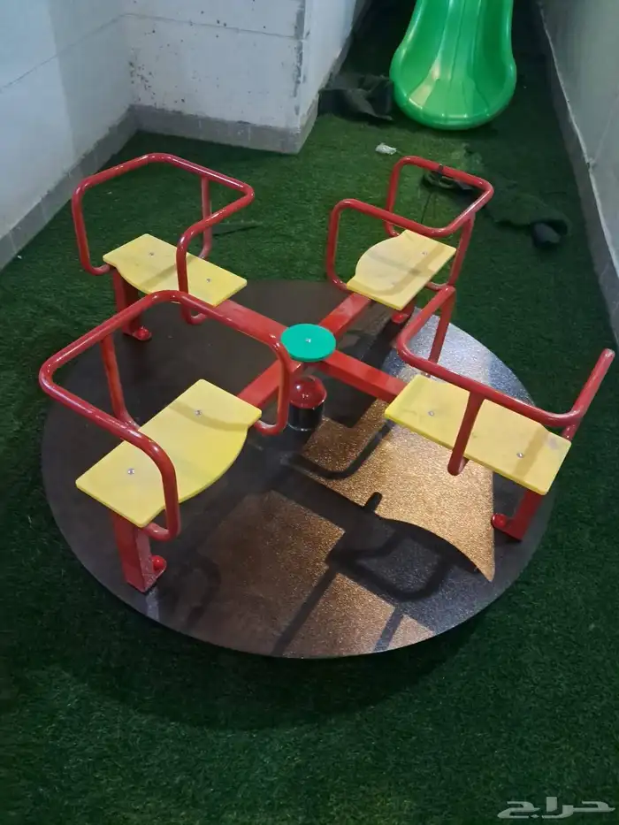 نطاطات ترامبولين مراجيح وزحاليق للأطفال صحن دوار هزازات 44