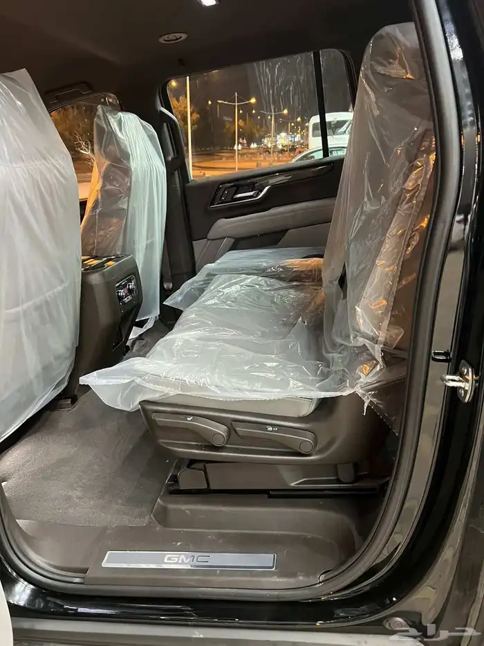 جي ام سي يوكن اليفيشن XL شاص طويل دبل 2025 22