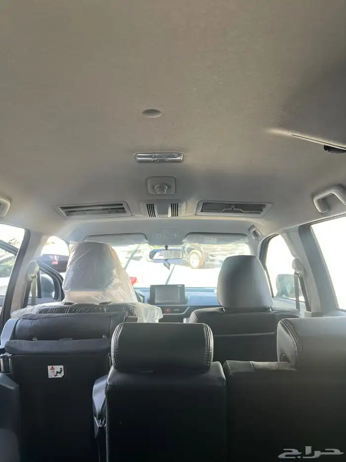 تويوتا فيلوز GLX بنزين 2025 كاش وتقسيط 6