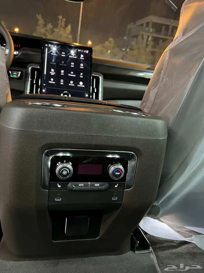 جي ام سي يوكن اليفيشن XL شاص طويل دبل 2025 28