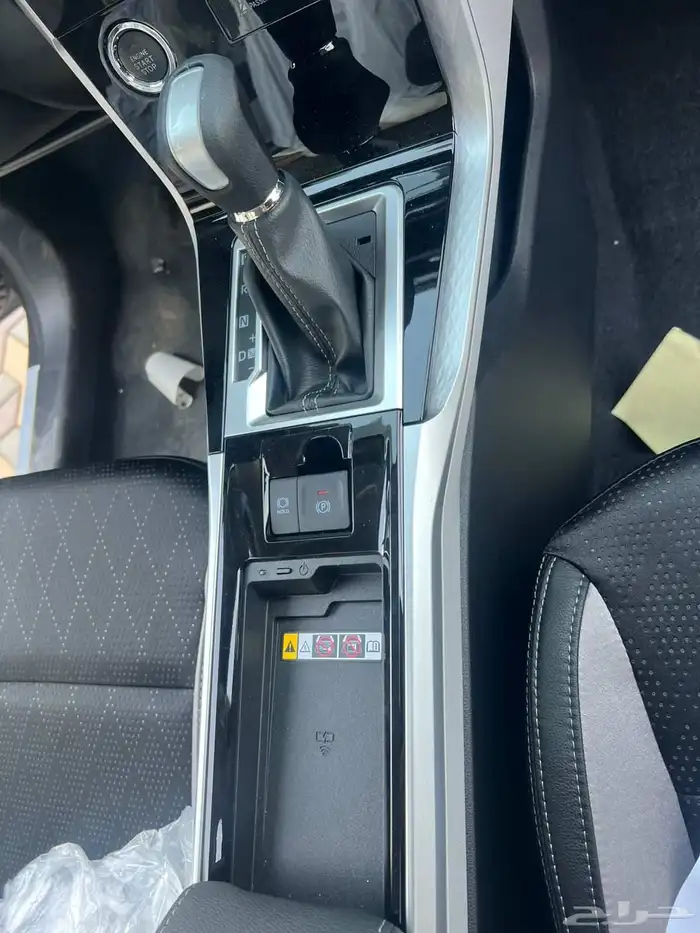 تويوتا فيلوز GLX بنزين 2025 كاش وتقسيط 7