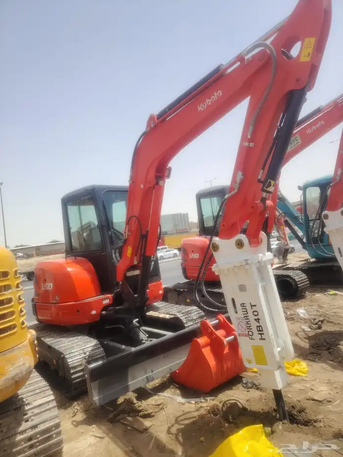 بوكلين صغير حفار للإيجار. ميني بوكلين. mini excavator. 1