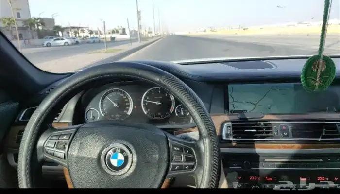 بي ام دبليو 2012 فل كامل حجم 750 للبيع او للبدل 3