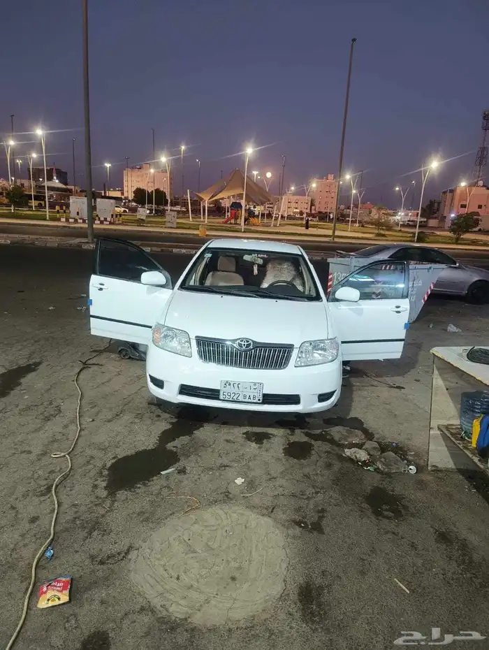 السلام عليكم ورحمه للبيع كورولا 2007 قير اتوماتيك قزاز عادي 3