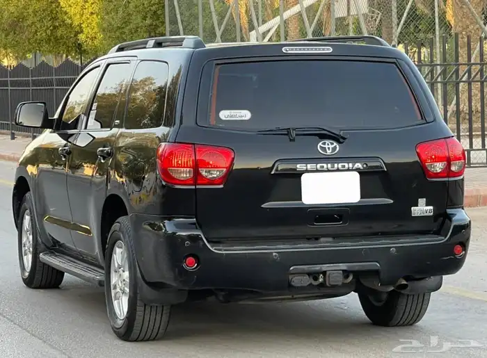 تويوتا سكويا 2013 سعودي 5