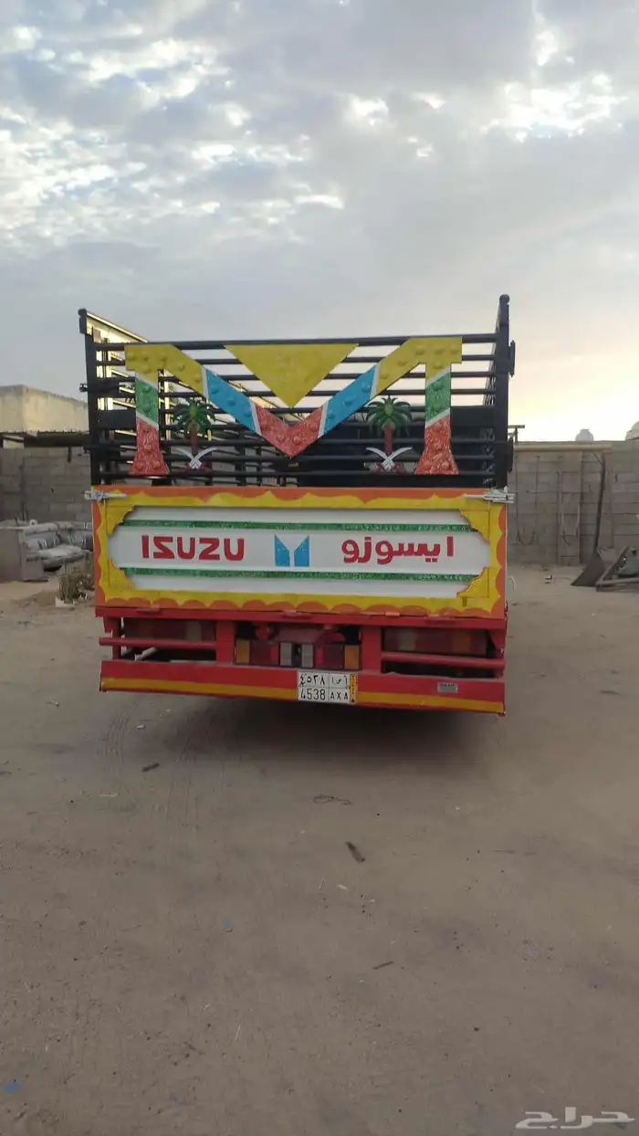 للبيع دينا موديل 2014 طول الصندوق 6 10 سم 3