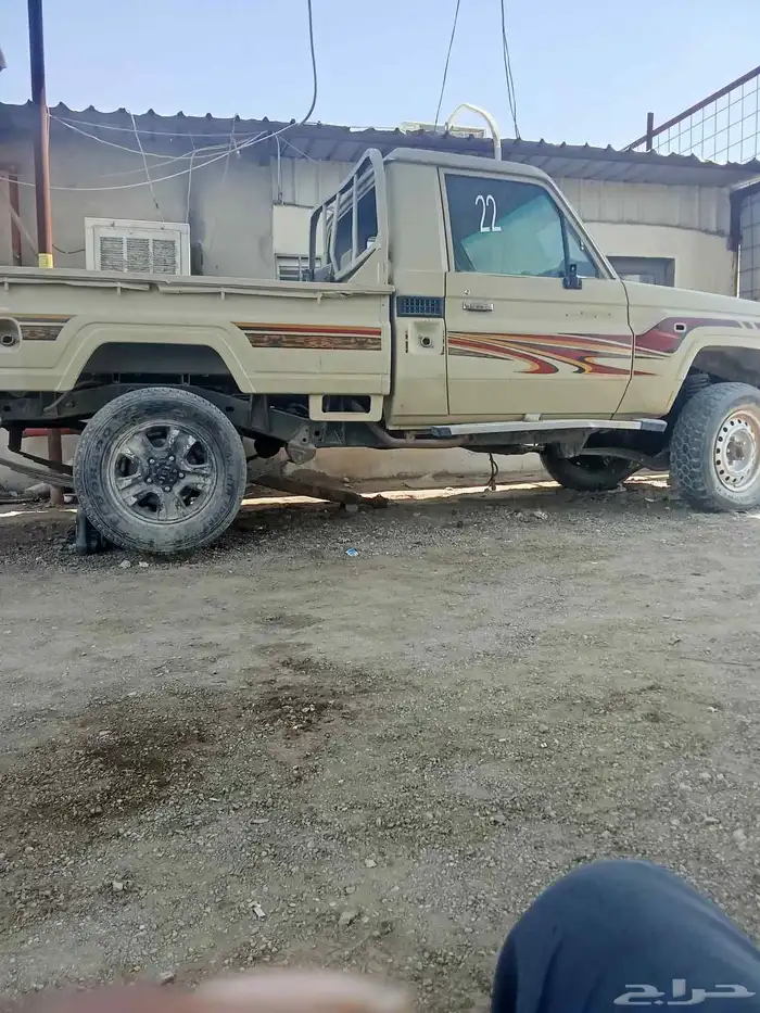 يوجد لدينا جميع انواع القطاع الجيوب من مديل 1999الا 23 1