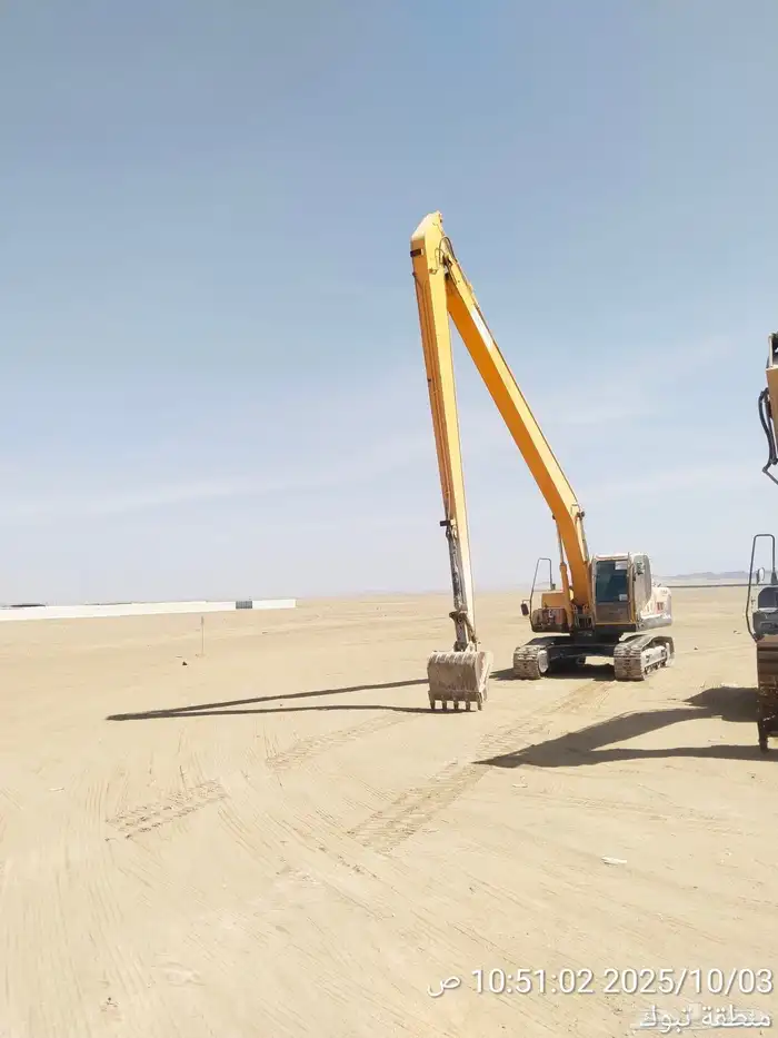 بوكلين ذراع طويل للايجار اليومي والشهري 2