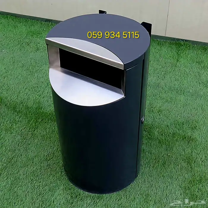 علب القمامة الصناعية مثبتة على عمود معدني تثبت على الجدار 11