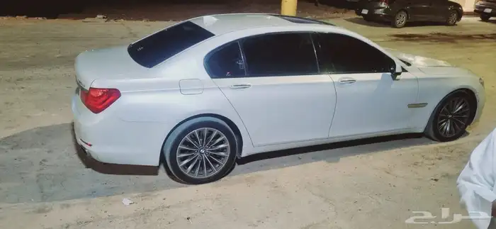 بي ام دبليو 2012 فل كامل حجم 750 للبيع او للبدل 2